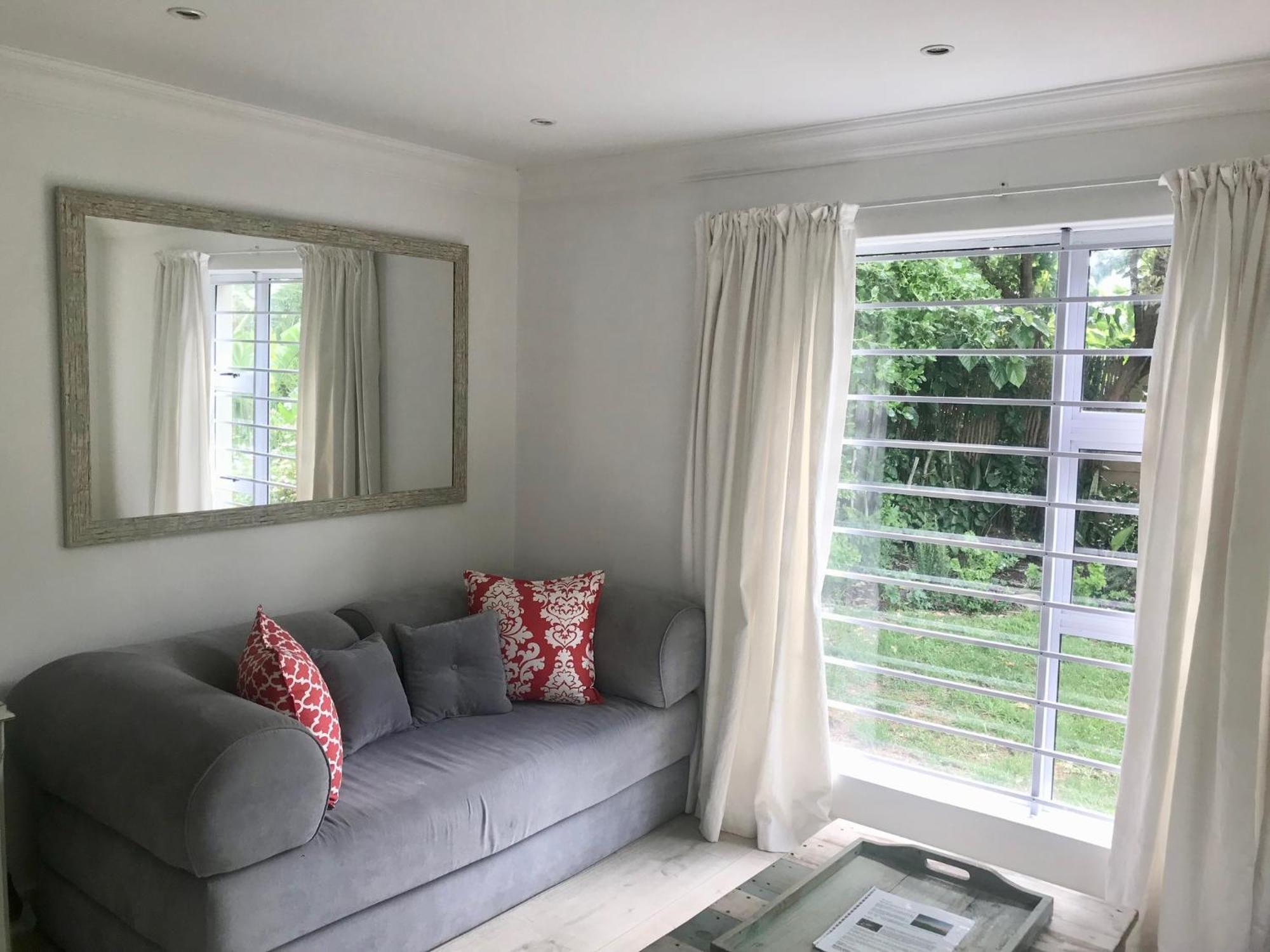 Sunset Beach Living Guesthouse ケープタウン エクステリア 写真